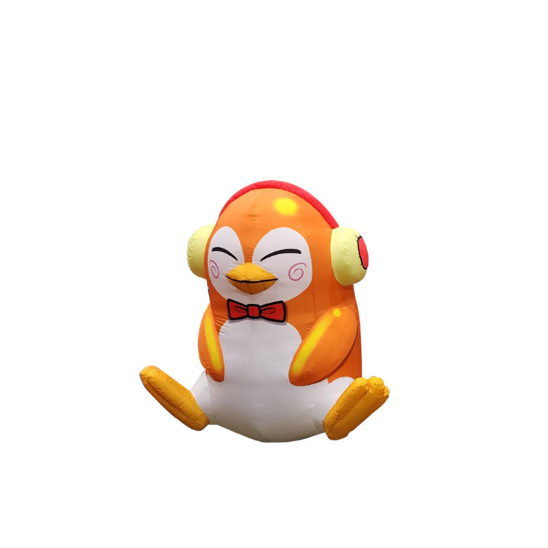 펭귄 조형물(1.5*1.2*1.7m)